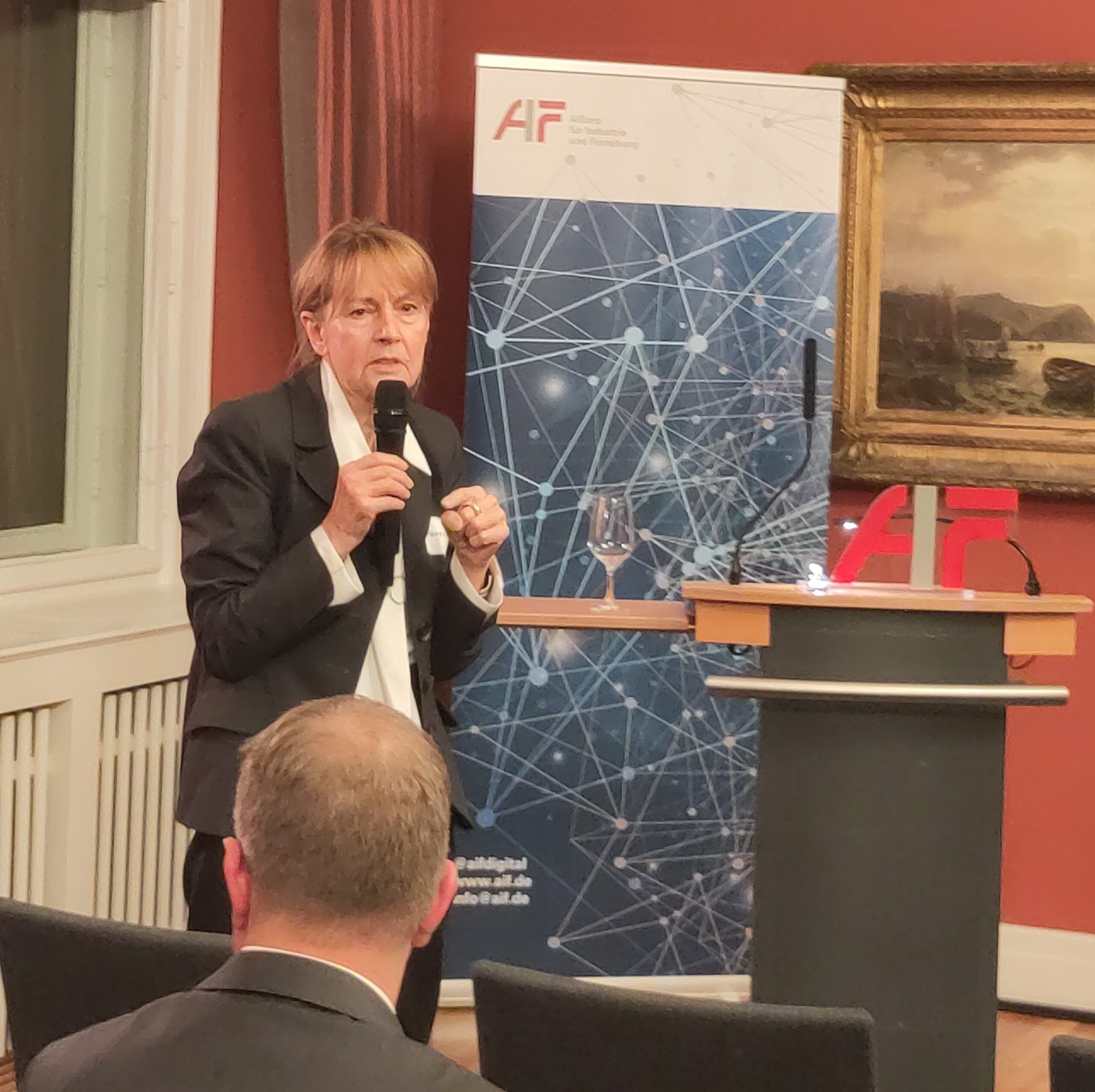 © AIF Dr. Edelgard Bulmahn spricht.