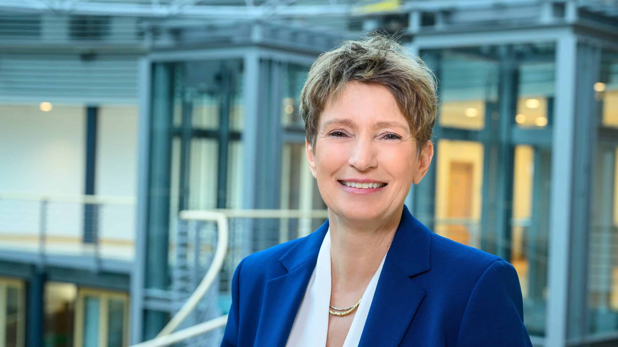 Portraitfoto von Stifterverbandspräsidentin Melanie Mass-Brunner, © David Ausserhofer